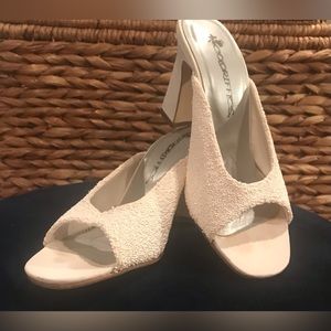 VINTAGE-Wedding Shoes! Calorifics—White Iridescent Heels, Sz. 6B; Worn once!